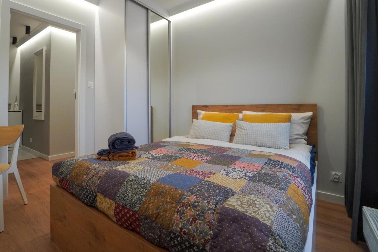 Apartament Manhattan Плоцк Экстерьер фото